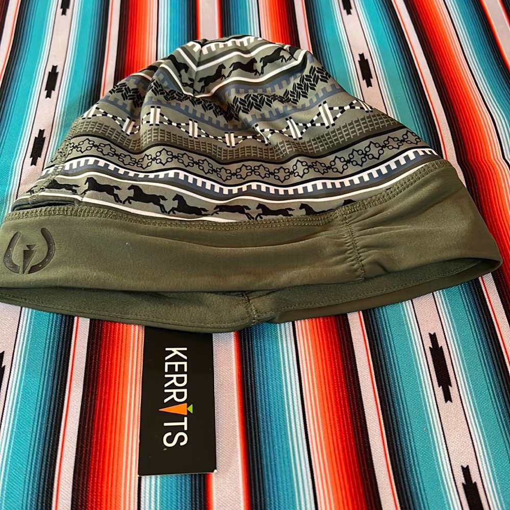 Kerrit’s fleece beanie